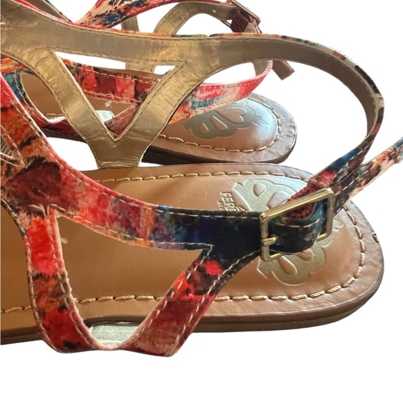 Fergalicious, Fergie Sandals Womens 8.5 Floral Strappy Flats
Comfort pink buckle - Picture 5 of 10